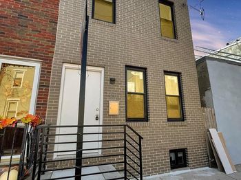 160A Mcclellan Street