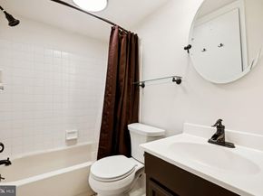 1 Queen Street 1, Philadelphia PA 19147