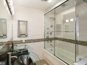 20 Letitia Street 4F, Philadelphia PA 19106