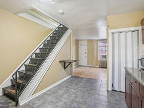 1527 Earl Street, Philadelphia PA 19125