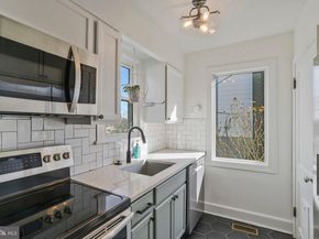 4140 21st Road N, Arlington VA 22207