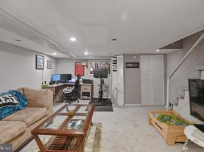 7927 Heather Road, Elkins Park PA 19027