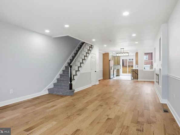 7413 Sommers Road, Philadelphia PA 19138