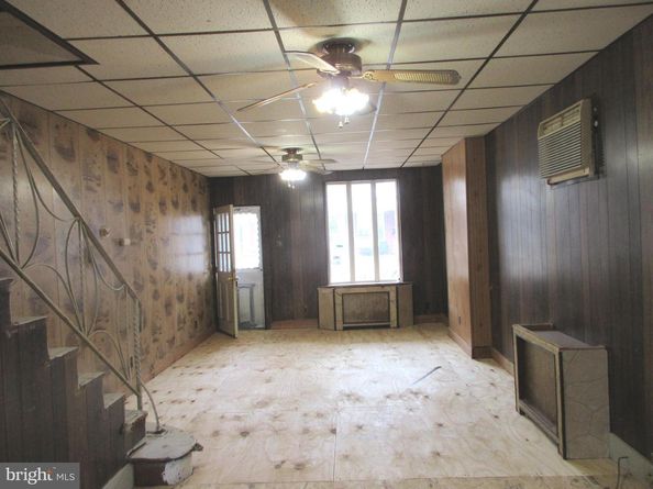 4472 E Thompson Street, Philadelphia PA 19137