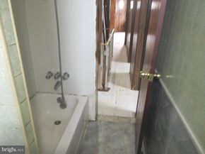 4472 E Thompson Street, Philadelphia PA 19137