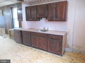 4472 E Thompson Street, Philadelphia PA 19137