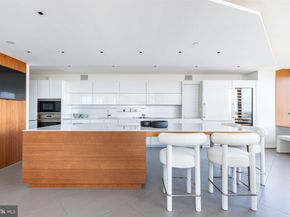 210 W Rittenhouse Square 210607, Philadelphia PA 19103