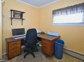 8 Summer Lane, Levittown PA 19055