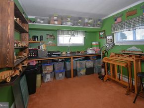 8 Summer Lane, Levittown PA 19055