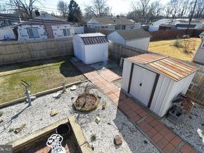 8 Summer Lane, Levittown PA 19055