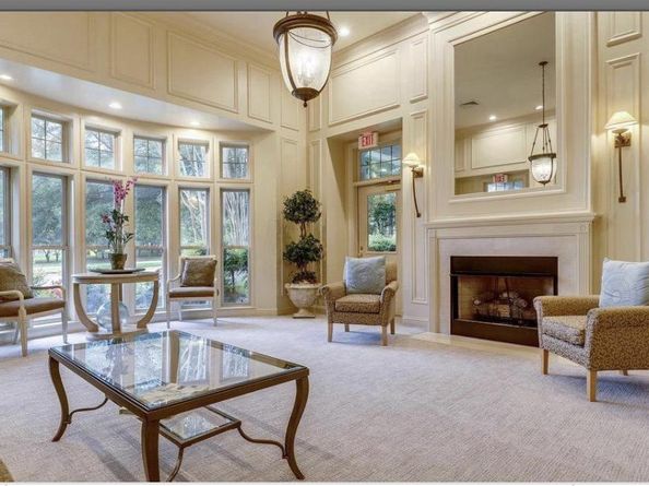 1855 Stratford Park 214, Reston VA 20190