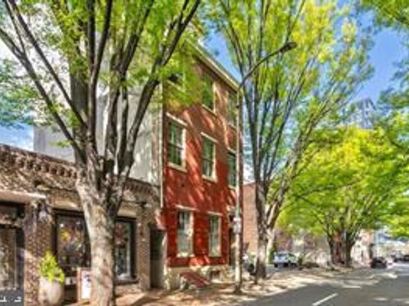 239 Race Street A, Philadelphia PA 19106