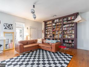 239 Race Street A, Philadelphia PA 19106