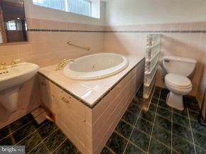 6144 Catharine Street, Philadelphia PA 19143