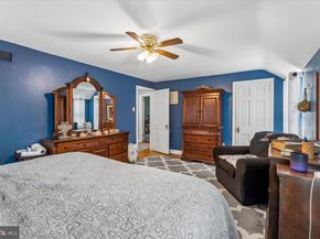 908 Roberts Avenue, Drexel Hill PA 19026