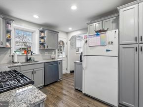 908 Roberts Avenue, Drexel Hill PA 19026