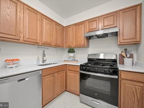 4600 S Four Mile Run Drive 238, Arlington VA 22204