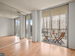 4600 S Four Mile Run Drive 238, Arlington VA 22204