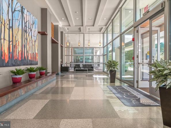 4600 S Four Mile Run Drive 238, Arlington VA 22204