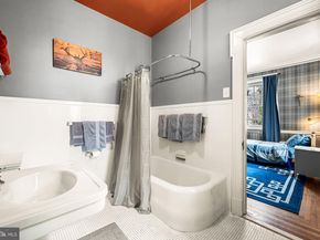 1018 Beech Rd, Wallingford PA 19086