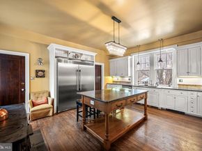 1018 Beech Rd, Wallingford PA 19086