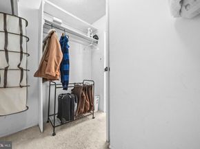 250 S Reynolds Street 1003, Alexandria VA 22304