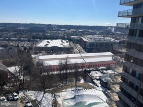 250 S Reynolds Street 1003, Alexandria VA 22304