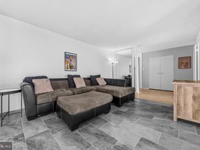 250 S Reynolds Street 1003, Alexandria VA 22304