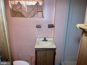 3229 12TH Place SE, Washington DC 20032