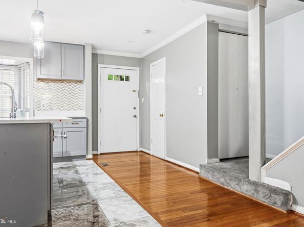 663 N Armistead Street, Alexandria VA 22312