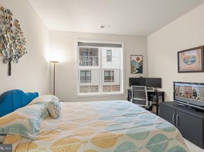 7461 Backett Wood Terrace 1213, Mclean VA 22102