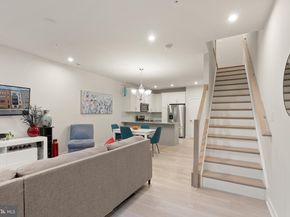 7461 Backett Wood Terrace 1213, Mclean VA 22102