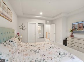7461 Backett Wood Terrace 1213, Mclean VA 22102