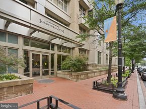 811 4TH Street NW 402, Washington DC 20001