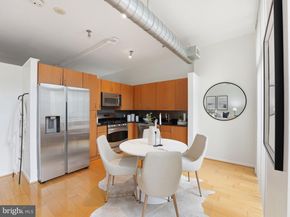 811 4TH Street NW 402, Washington DC 20001