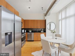 811 4TH Street NW 402, Washington DC 20001