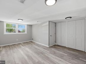 2110 Delmar Drive, Folcroft PA 19032