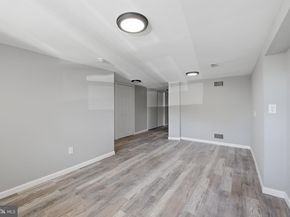 2110 Delmar Drive, Folcroft PA 19032