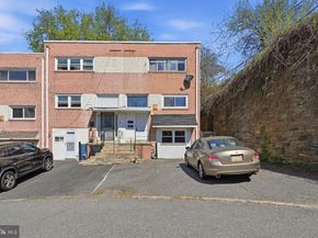 2110 Delmar Drive, Folcroft PA 19032