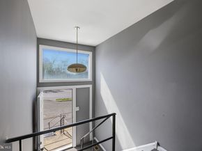 2110 Delmar Drive, Folcroft PA 19032