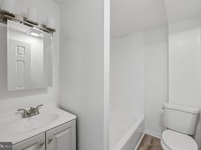 2110 Delmar Drive, Folcroft PA 19032