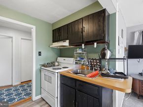 2110 Delmar Drive, Folcroft PA 19032