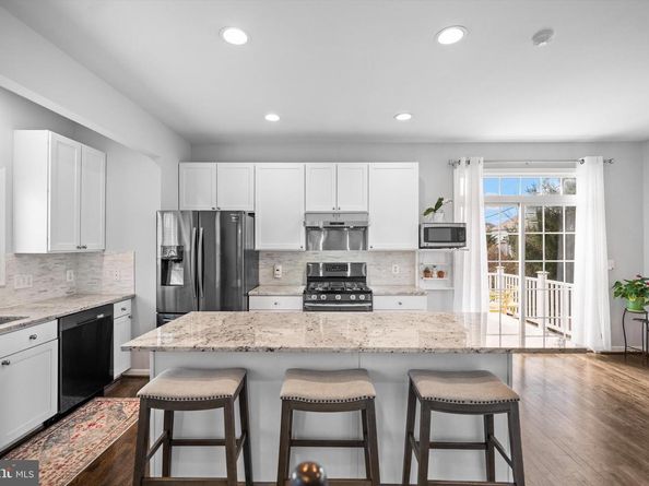8261 Electric Avenue, Vienna VA 22182