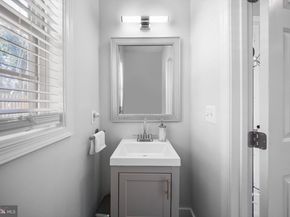 8261 Electric Avenue, Vienna VA 22182