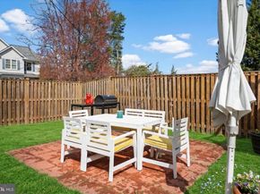 8261 Electric Avenue, Vienna VA 22182