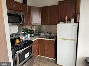 1414 S 52nd Street, Philadelphia PA 19143