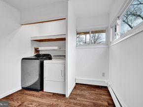 6 Unity Turn, Levittown PA 19056