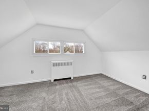 6 Unity Turn, Levittown PA 19056