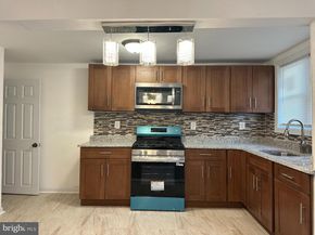 632 E Carver Street, Philadelphia PA 19120