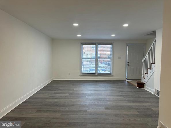 632 E Carver Street, Philadelphia PA 19120